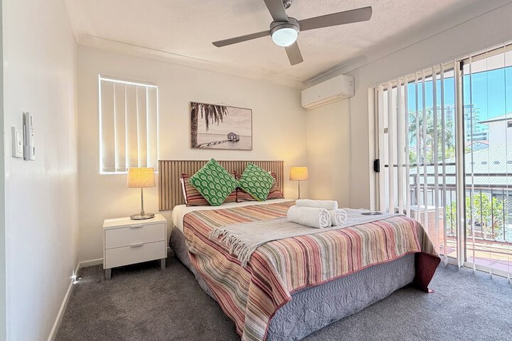 Room 4 of 22