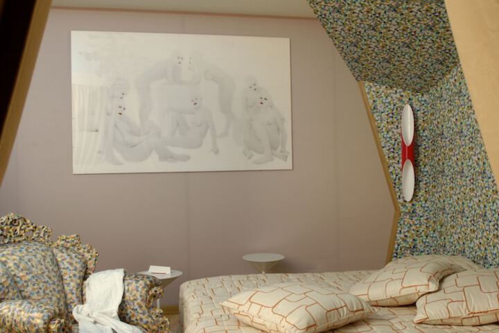 Room 26 of 115