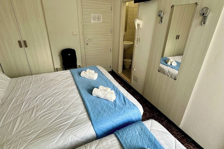 Room 19 of 41