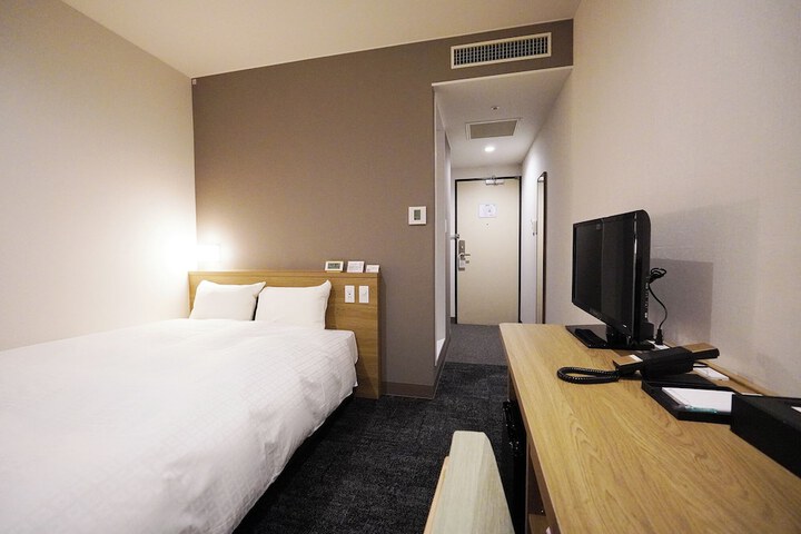 Room 15 of 71