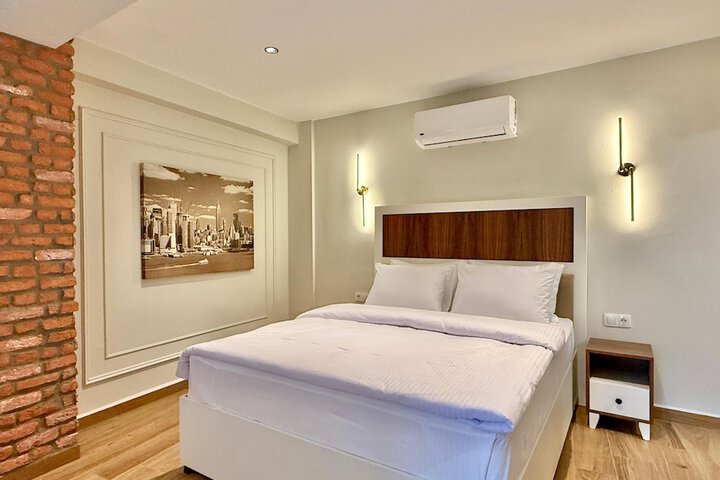 Room 21 of 126