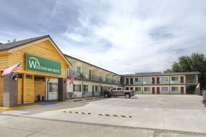 Hotel 37 of 38