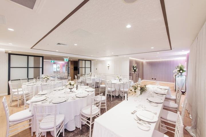 Ballroom/Hall 113 of 129
