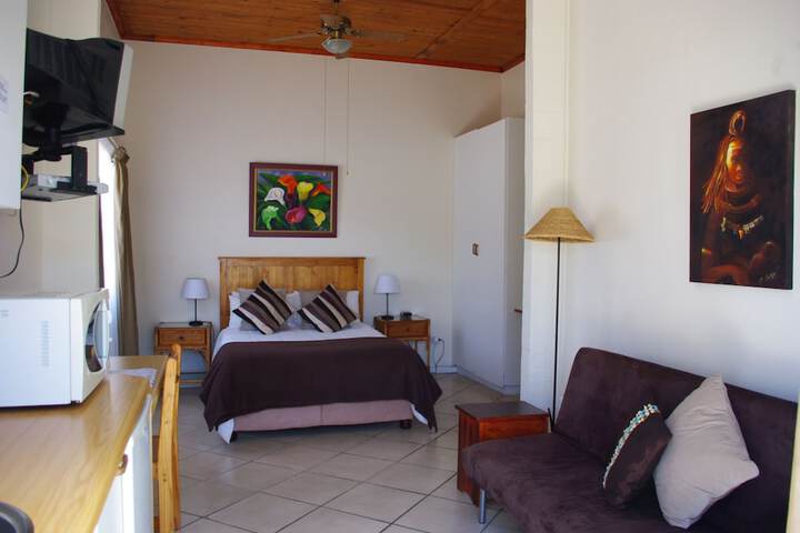 Room 13 of 44