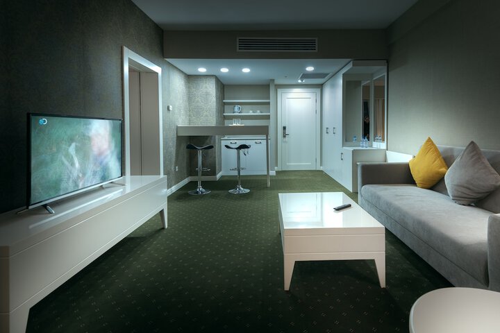 Room 9 of 54