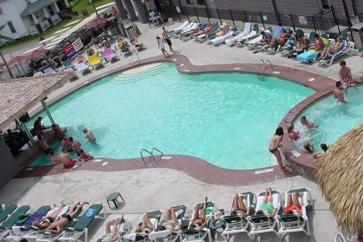 Hotel with Pool