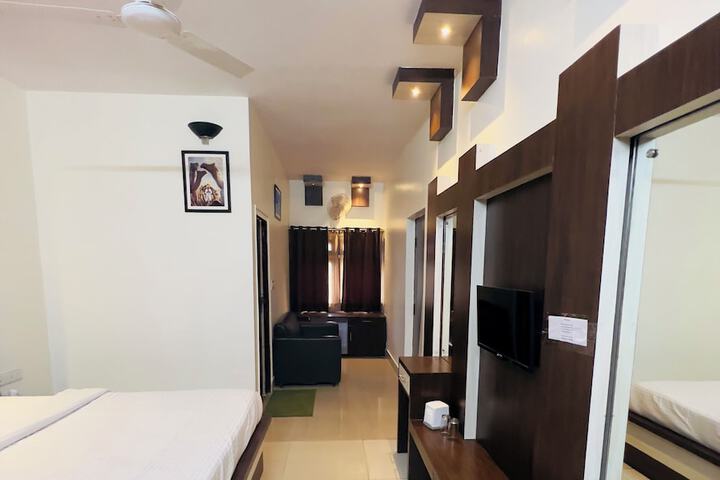 Room 17 of 54