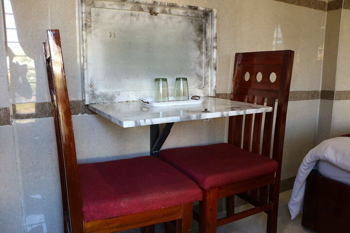 Room 10 of 25