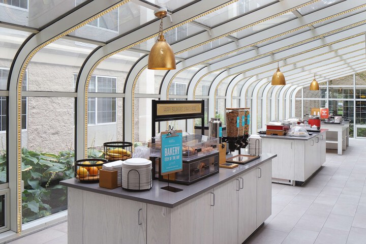 Breakfast area