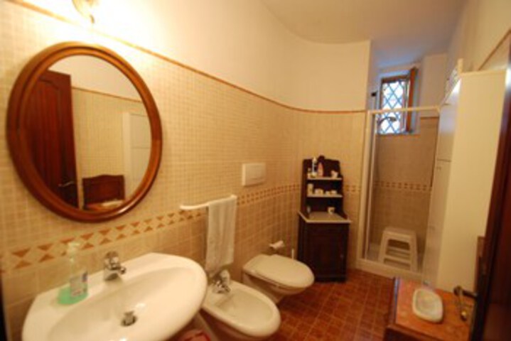 Room 2 of 21