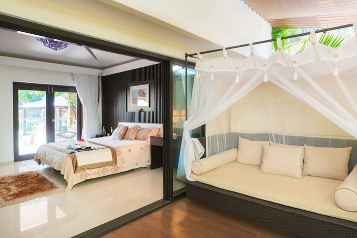 Room 4 of 13