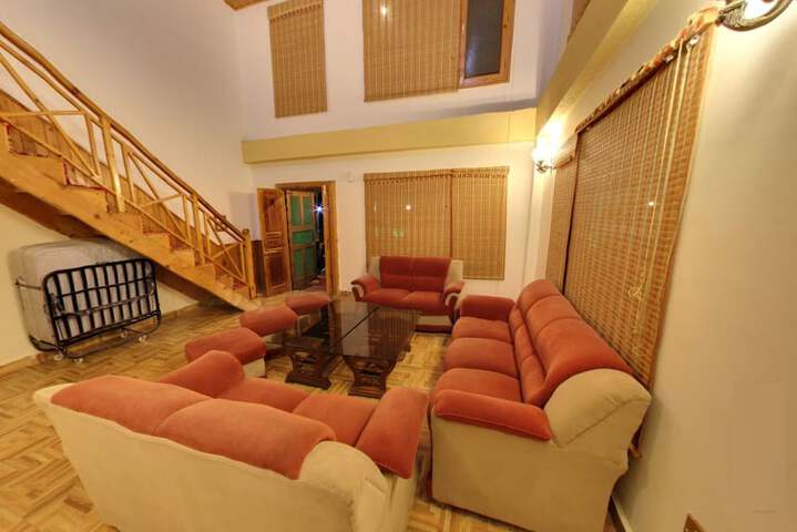 Room 9 of 23