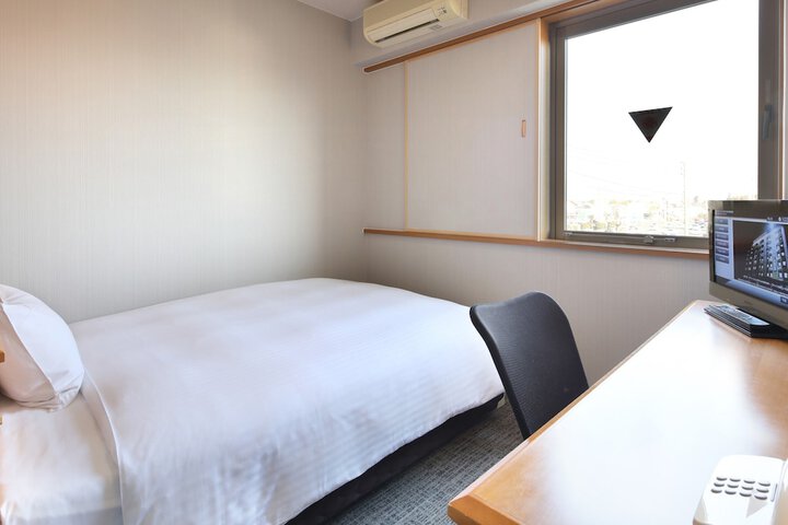 Room 12 of 45
