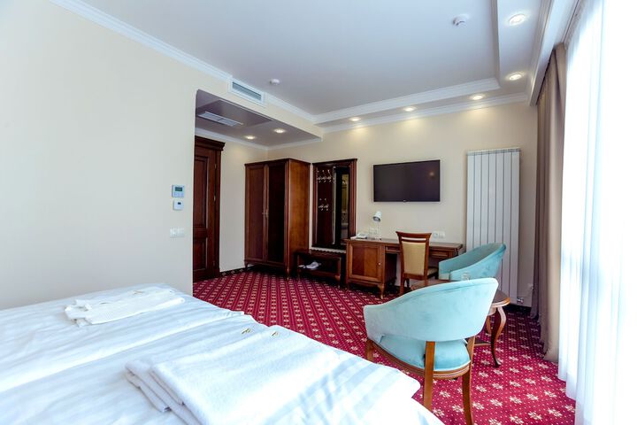 Room 26 of 49