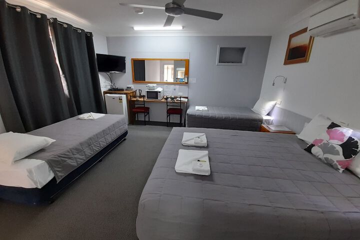 Room 19 of 49