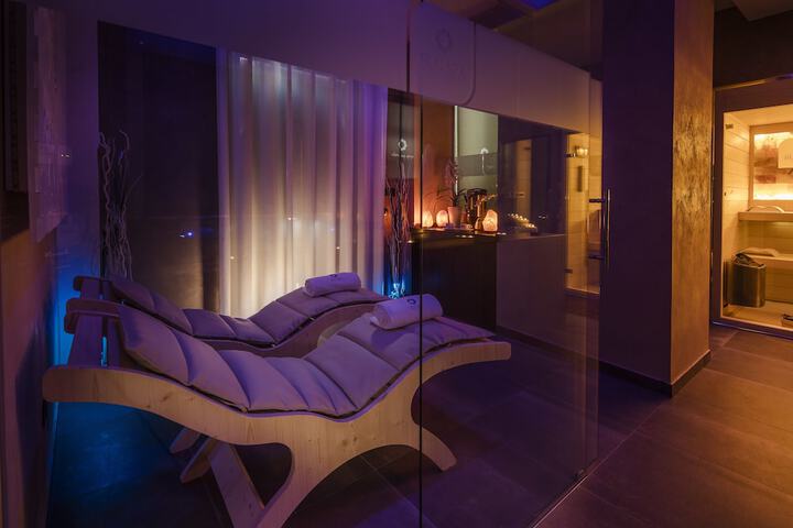 Spa 36 of 60