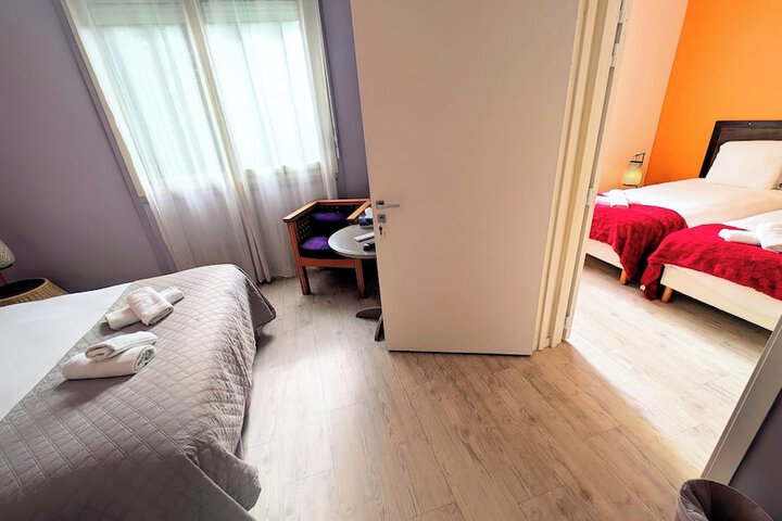 Room 47 of 97
