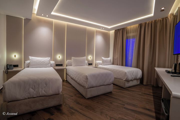 Room 14 of 30