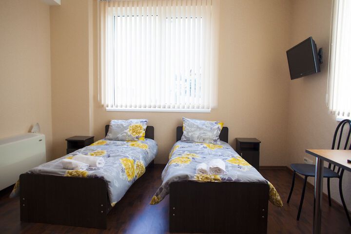 Room 8 of 37