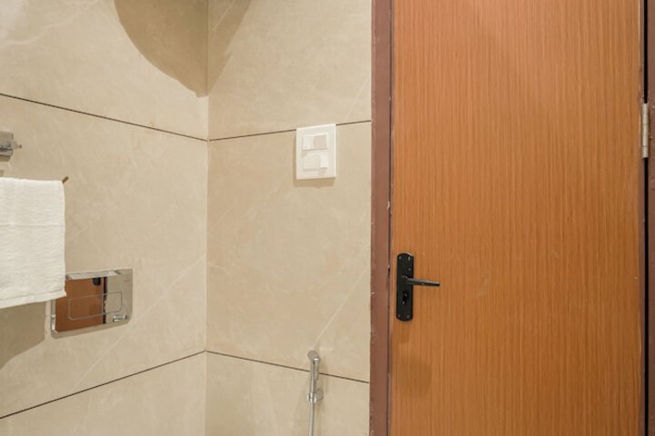 Room 14 of 17