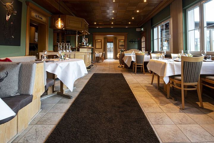Dining Photos