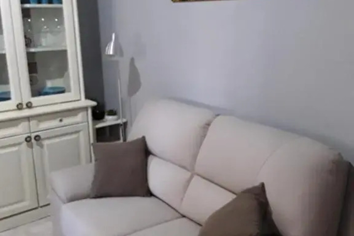 Room 3 of 11