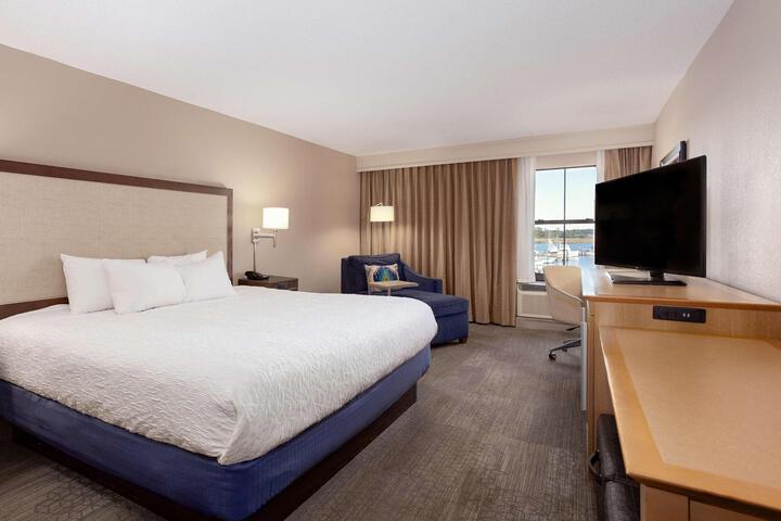 1 King Bed (1 of 22)