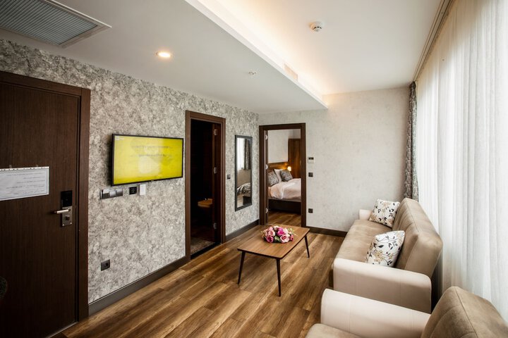 Room 37 of 58