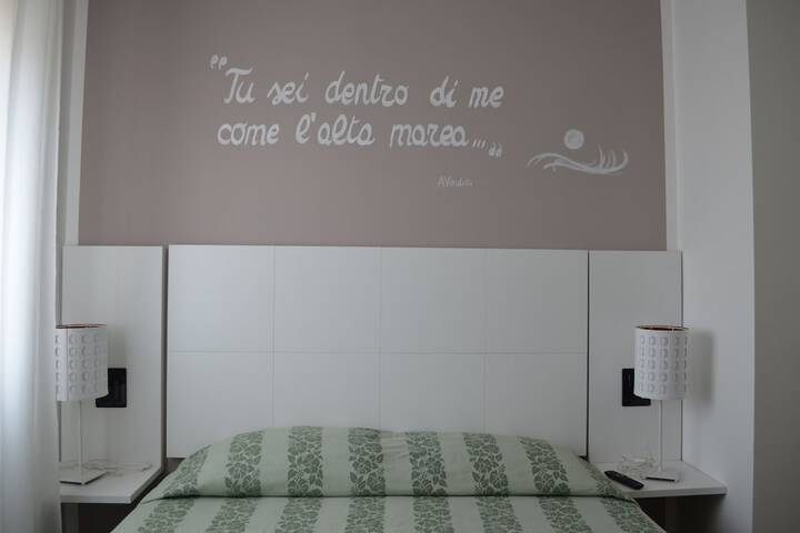 Room 9 of 62