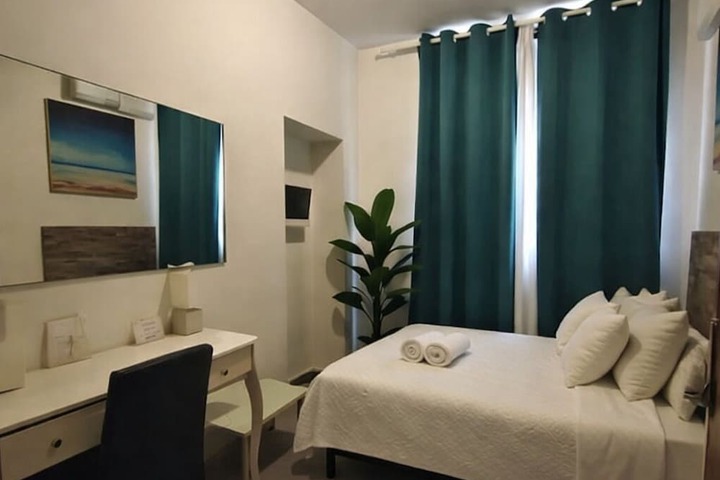 Room 22 of 25