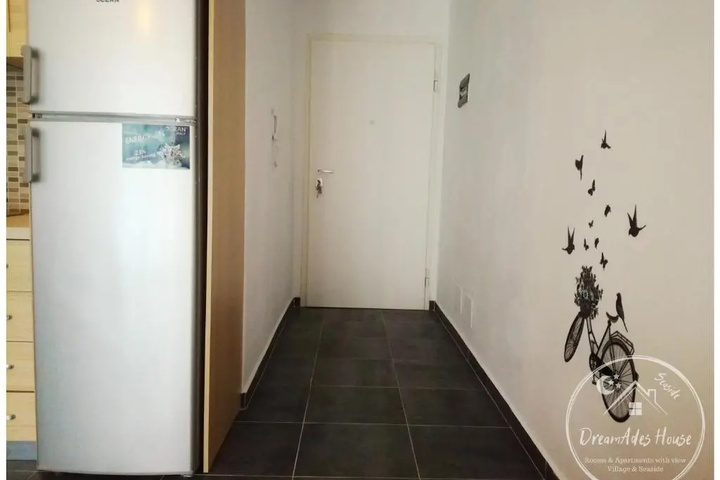 Room 11 of 21