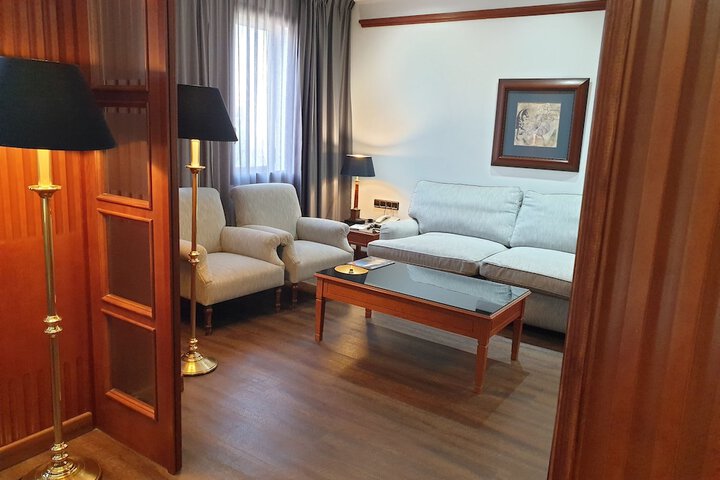Room 17 of 112