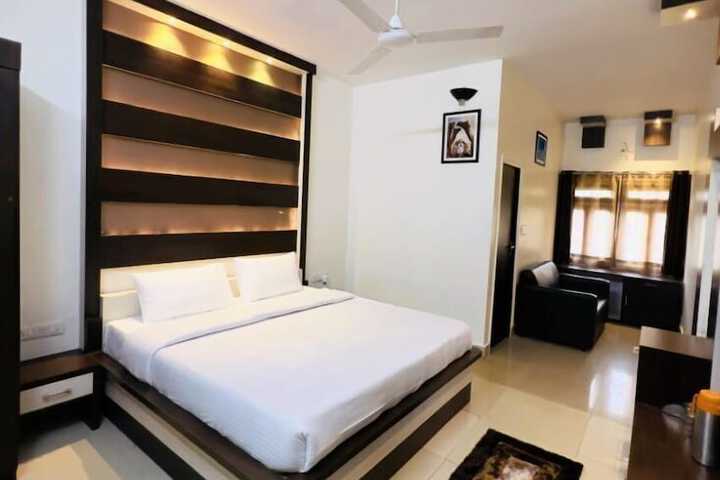 Room 7 of 54