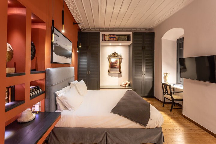 Room 17 of 63