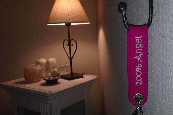 Room 76 of 185