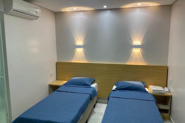 Room 10 of 39
