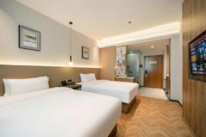Room 19 of 20