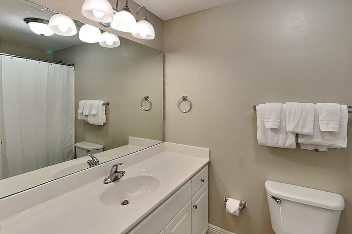 Room 135 of 217