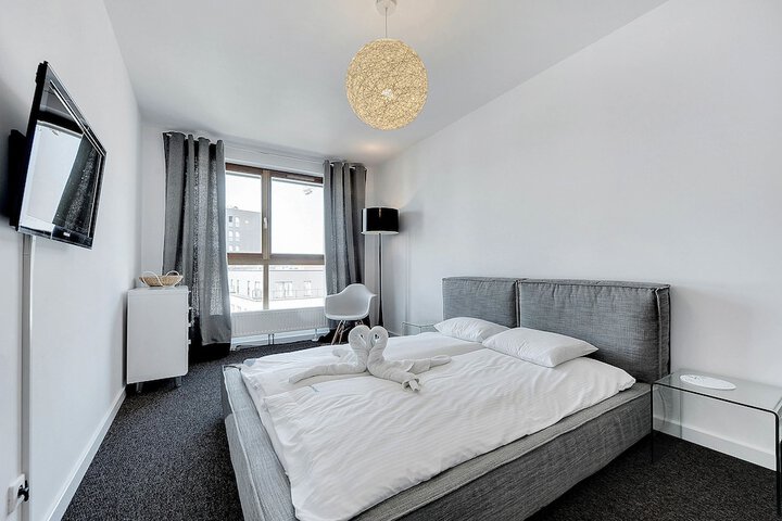 Room 19 of 346