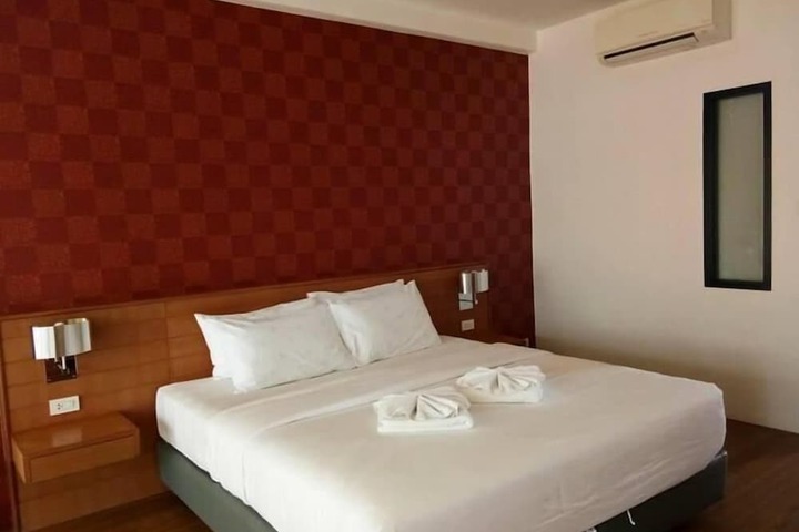 Room 21 of 45
