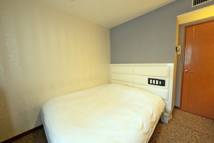 Room 144 of 239