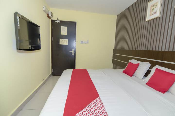 Room 18 of 30