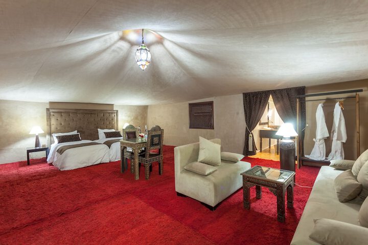 Room 3 of 32