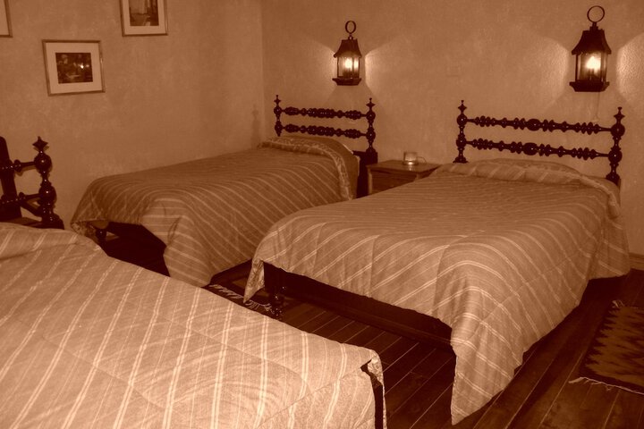 Room 4 of 24