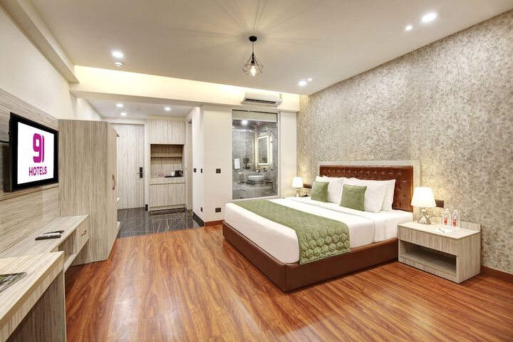 Room 49 of 79