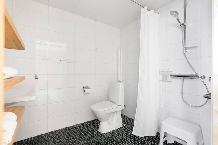 Clean Restrooms