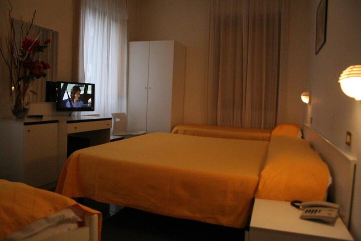 Room 20 of 61