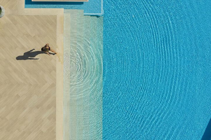 Pool 78 of 180