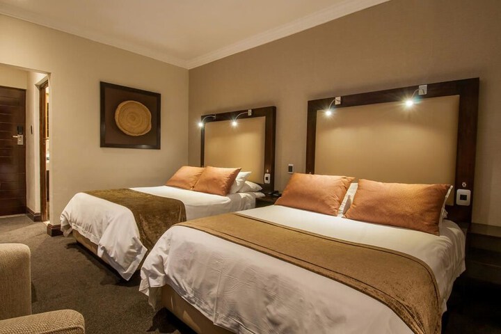 Room 4 of 26