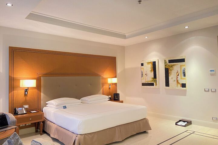 Room 46 of 125